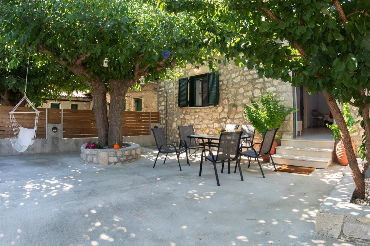Villa Mouria Pinakokhorion Exterior photo